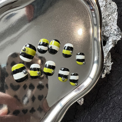 Bee Nail Art Easy Short Round Acrylic