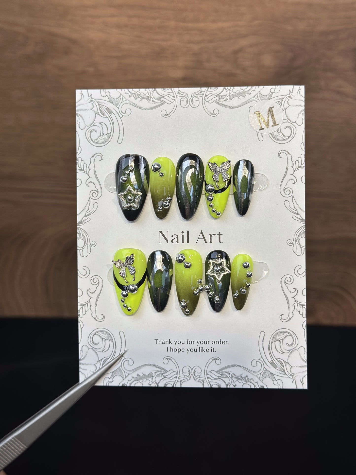 3D Punk Almond Green Ombre Nails