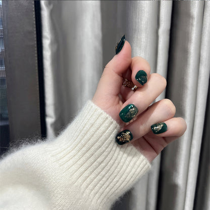 Green and Gold Christmas Nails Round Short