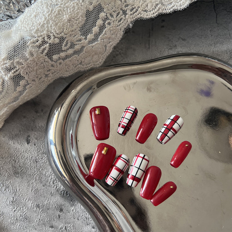 Red Plaid Nails Christmas Coffin Press On