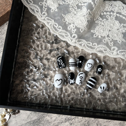 Simple Cute Black and White Nails Short Acrylic