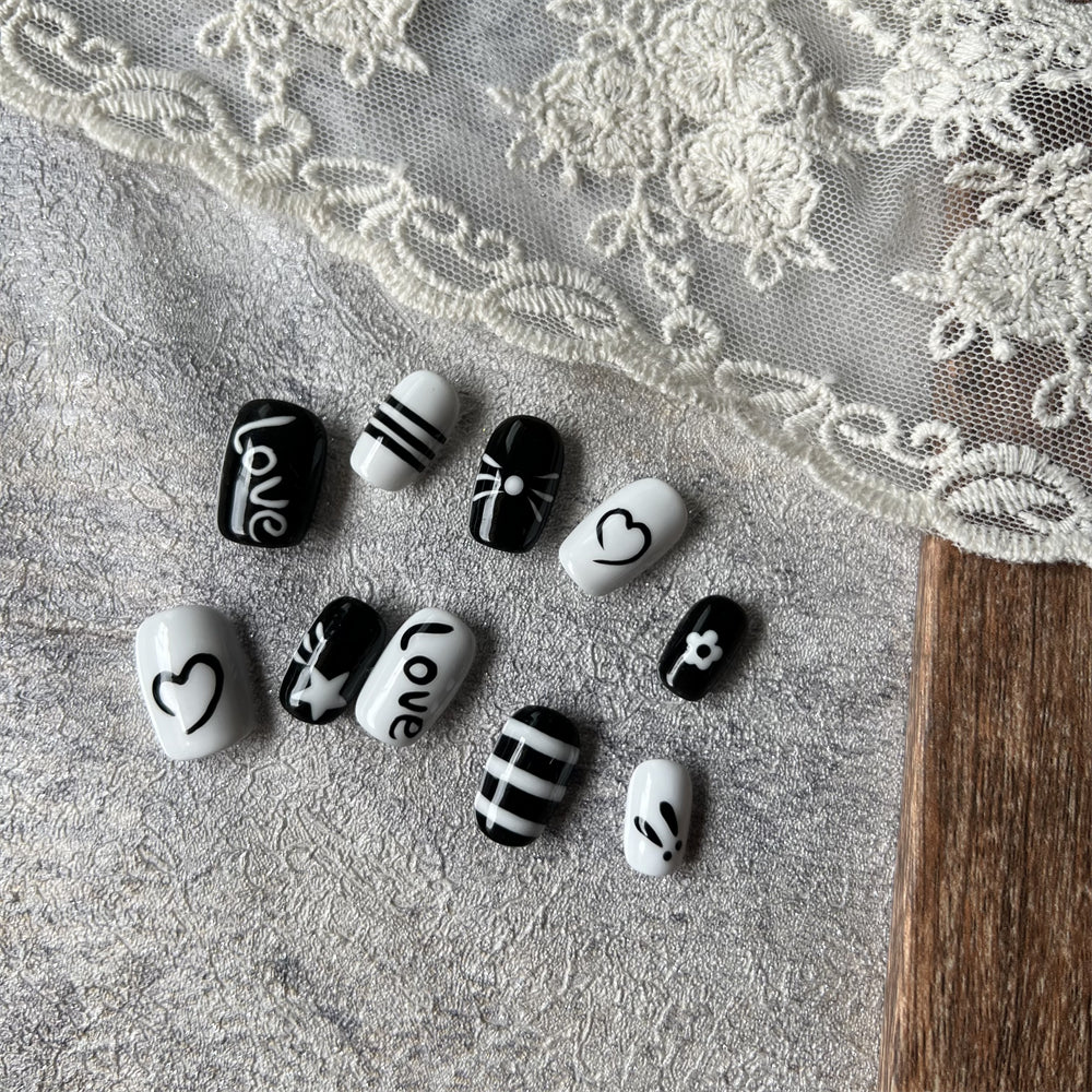 Simple Cute Black and White Nails Short Acrylic