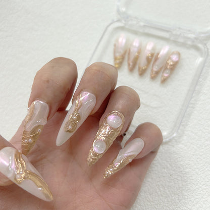 Gold Prom Nails 3D Chrome Stiletto