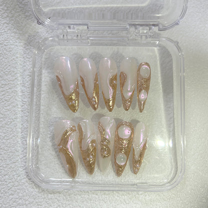 Gold Prom Nails 3D Chrome Stiletto